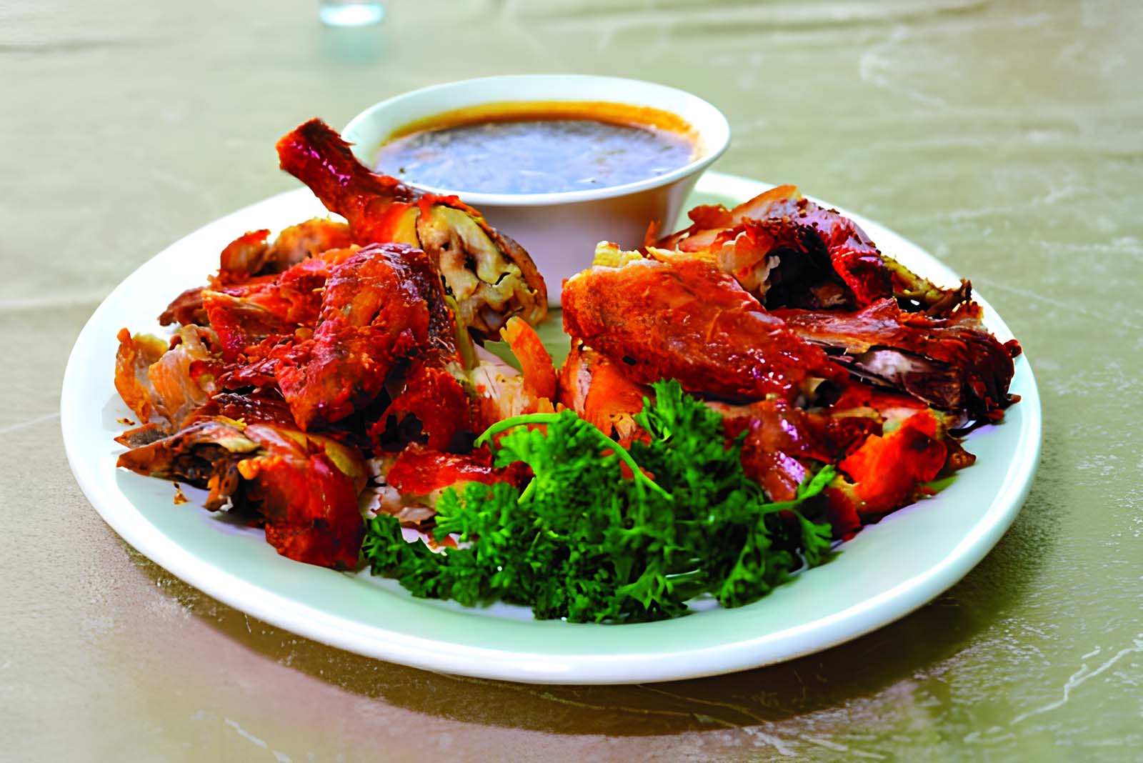 Restaurant & Kitchen